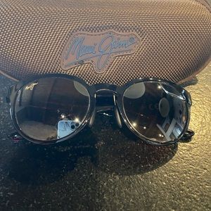 Maui Jim Keanae sunglasses with polarized lenses